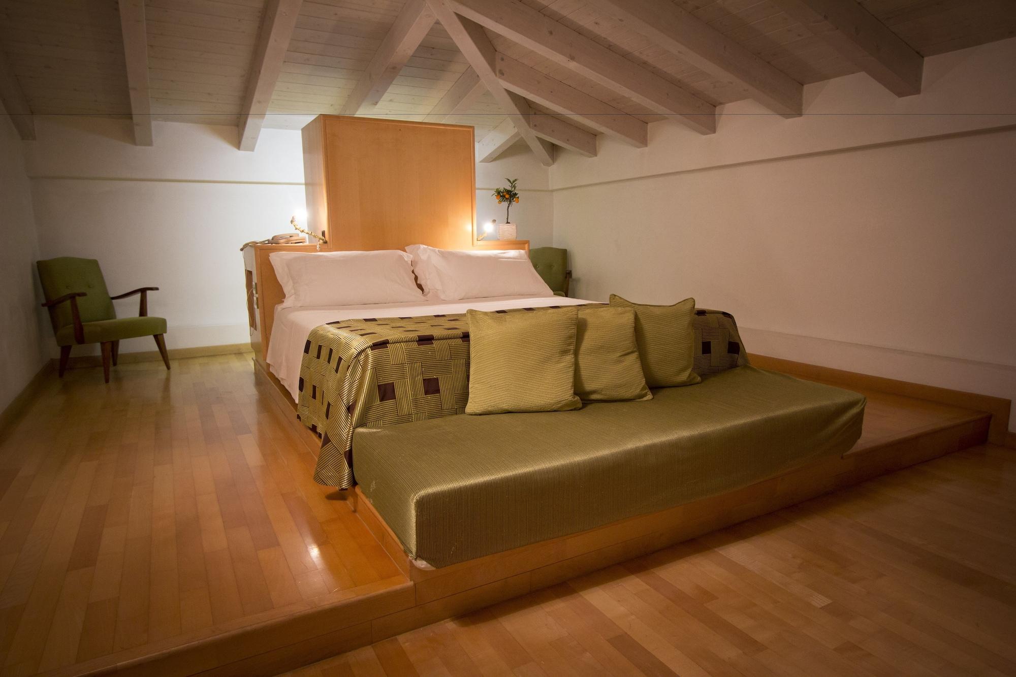 Hotel Terranobile Metaresort Bari Luaran gambar