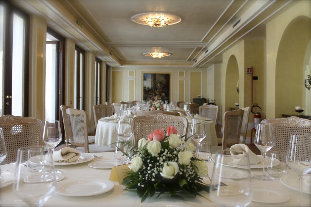 Hotel Terranobile Metaresort Bari Luaran gambar