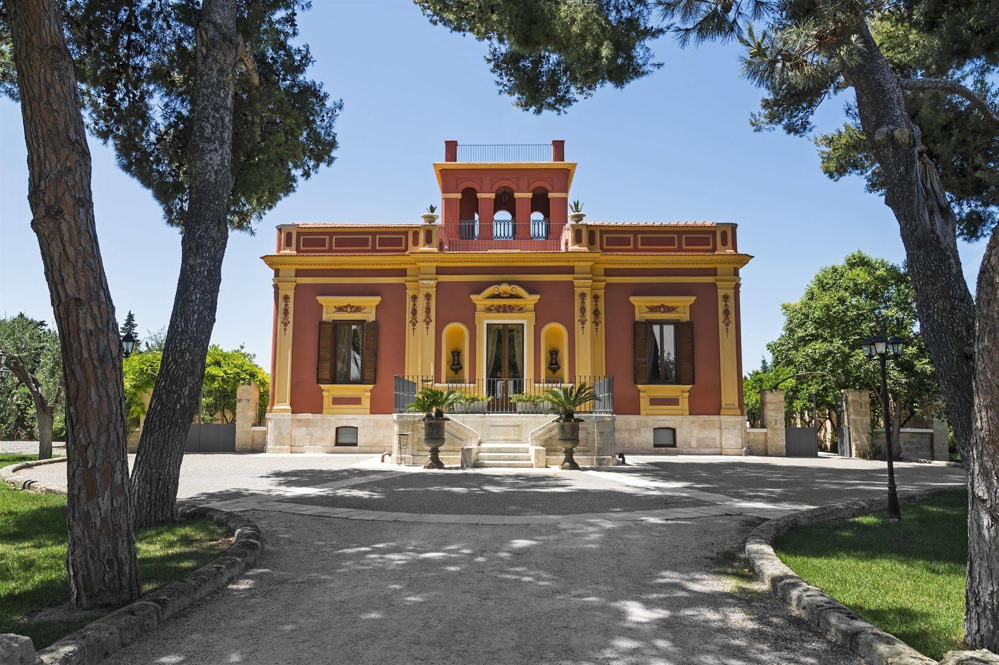Hotel Terranobile Metaresort Bari Luaran gambar