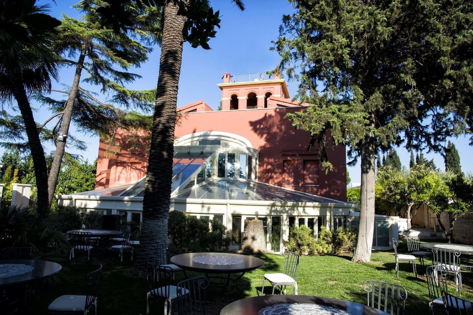 Hotel Terranobile Metaresort Bari Luaran gambar